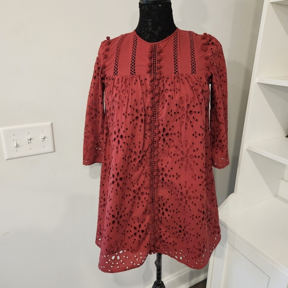 Zara Trafaluc Eyelet  Dress Size XS Burgundy - Picture 9 of 9